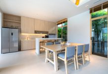 מדוע כדאי לבחור חיפוי זכוכית למטבח